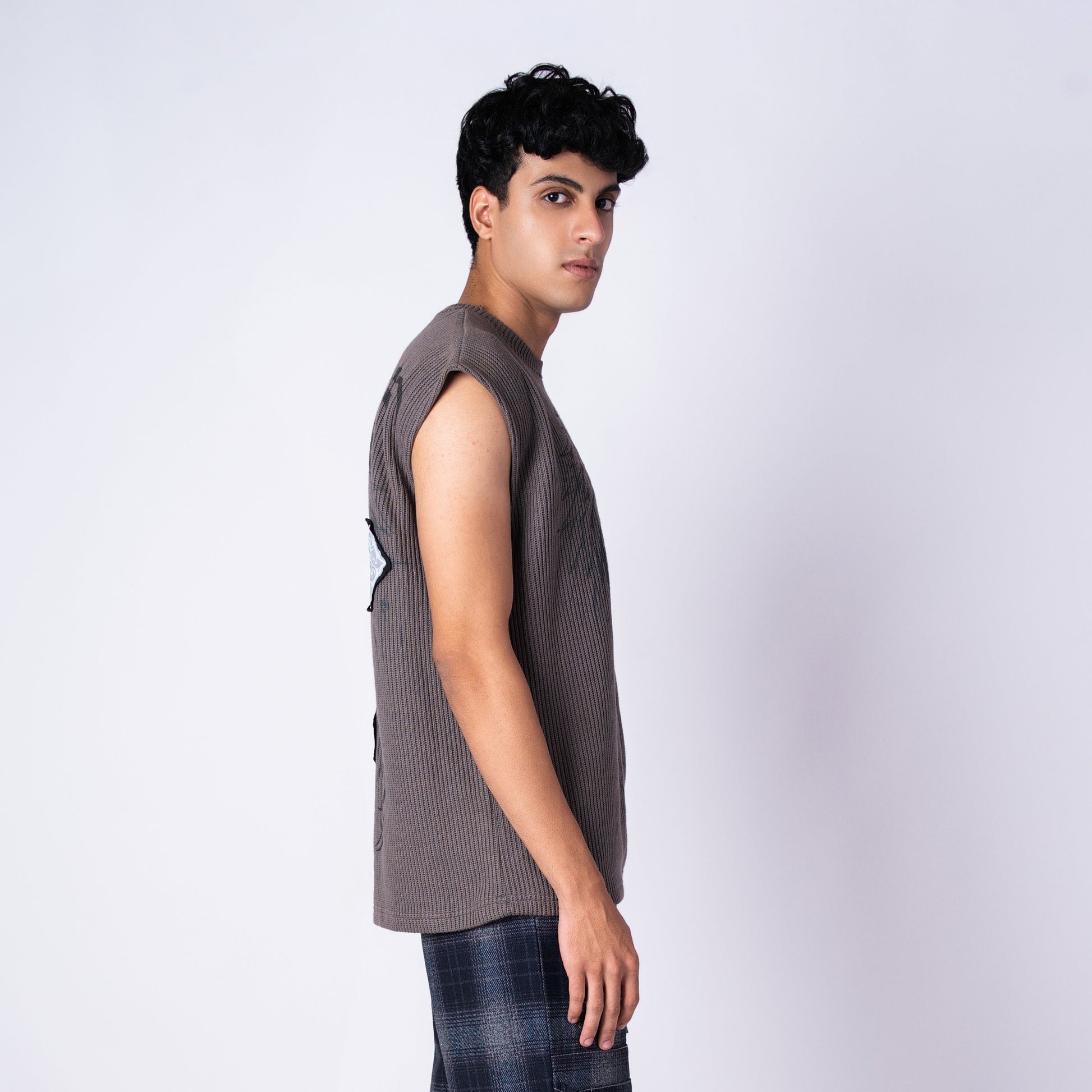CROSS OVERSIZED VEST